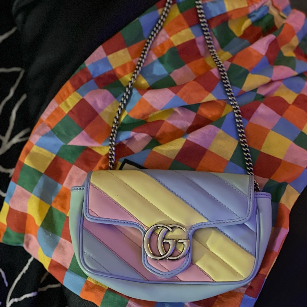 Limited Edition Gucci mini Marmont bag
